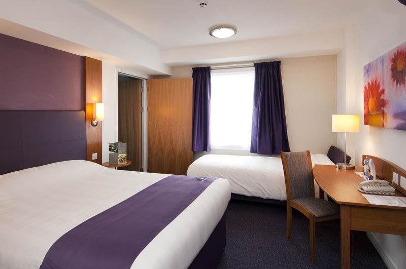 Premier Inn Carrickfergus Exteriér fotografie